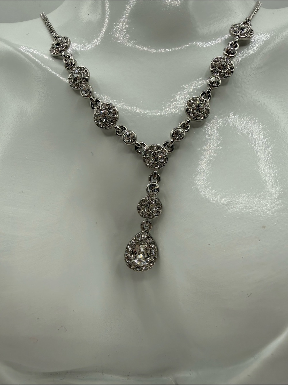Givenchy Crystal Teardrop Y Necklace Silver Tone Rhinestone Statement Necklace - Picture 3 of 13